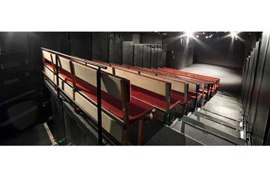 (Fuente: https://teatromadrid.com/revista/teatro-pradillo-nuevo-equipo-gestor-como-alternativa-precariedad-sector-artistico [Consultado el 7 de abril de 2020])